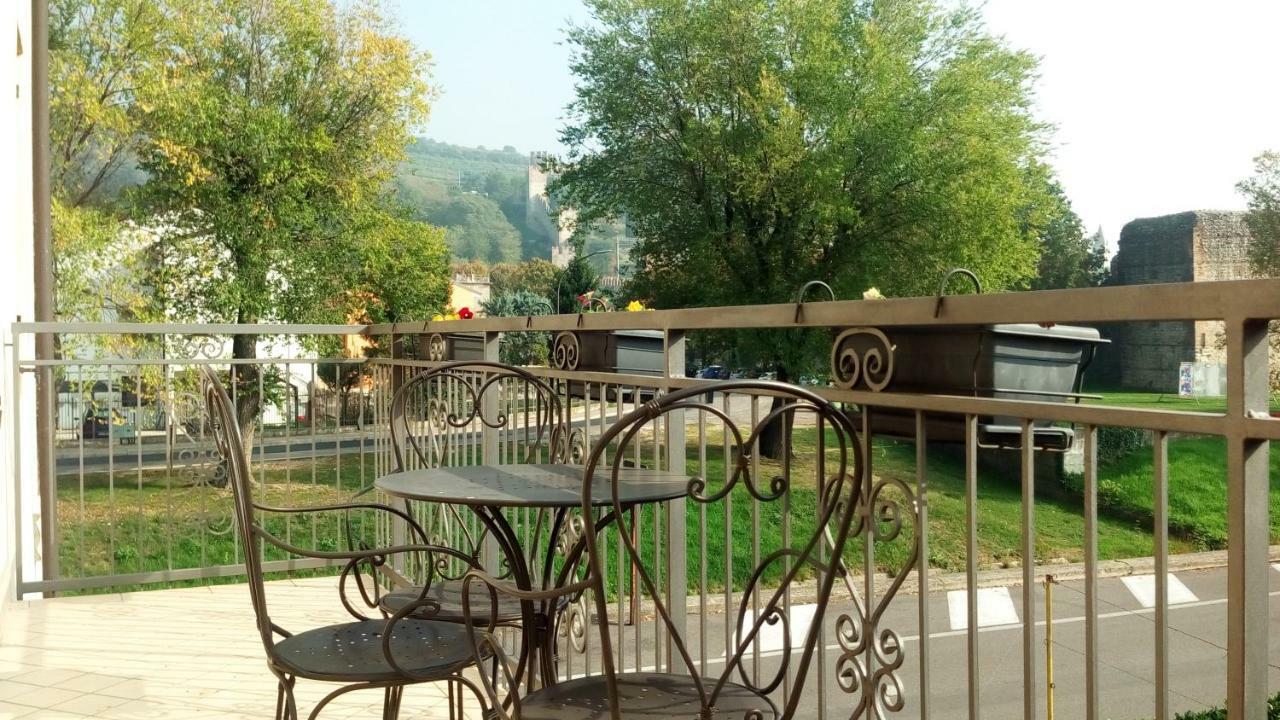 La Finestra Sul Castello Hotel Soave  Eksteriør billede