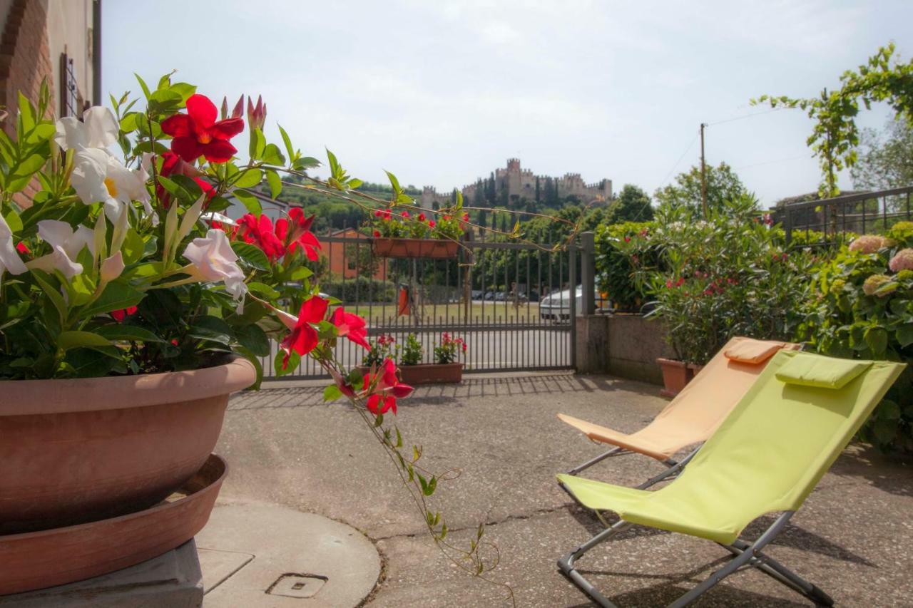 La Finestra Sul Castello Hotel Soave  Eksteriør billede